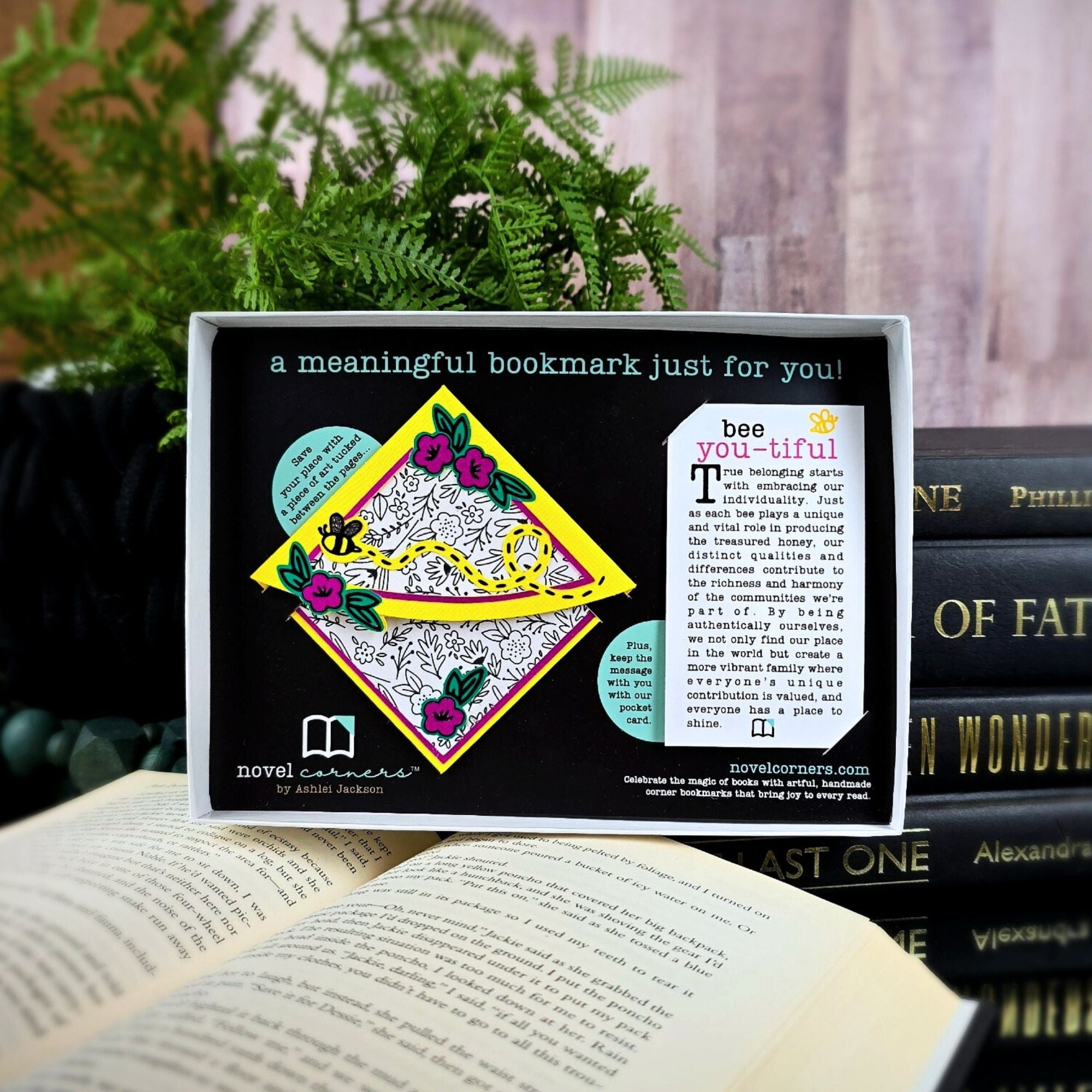 Bee-YOU-tiful Signature Bookmark + Card Gift Set