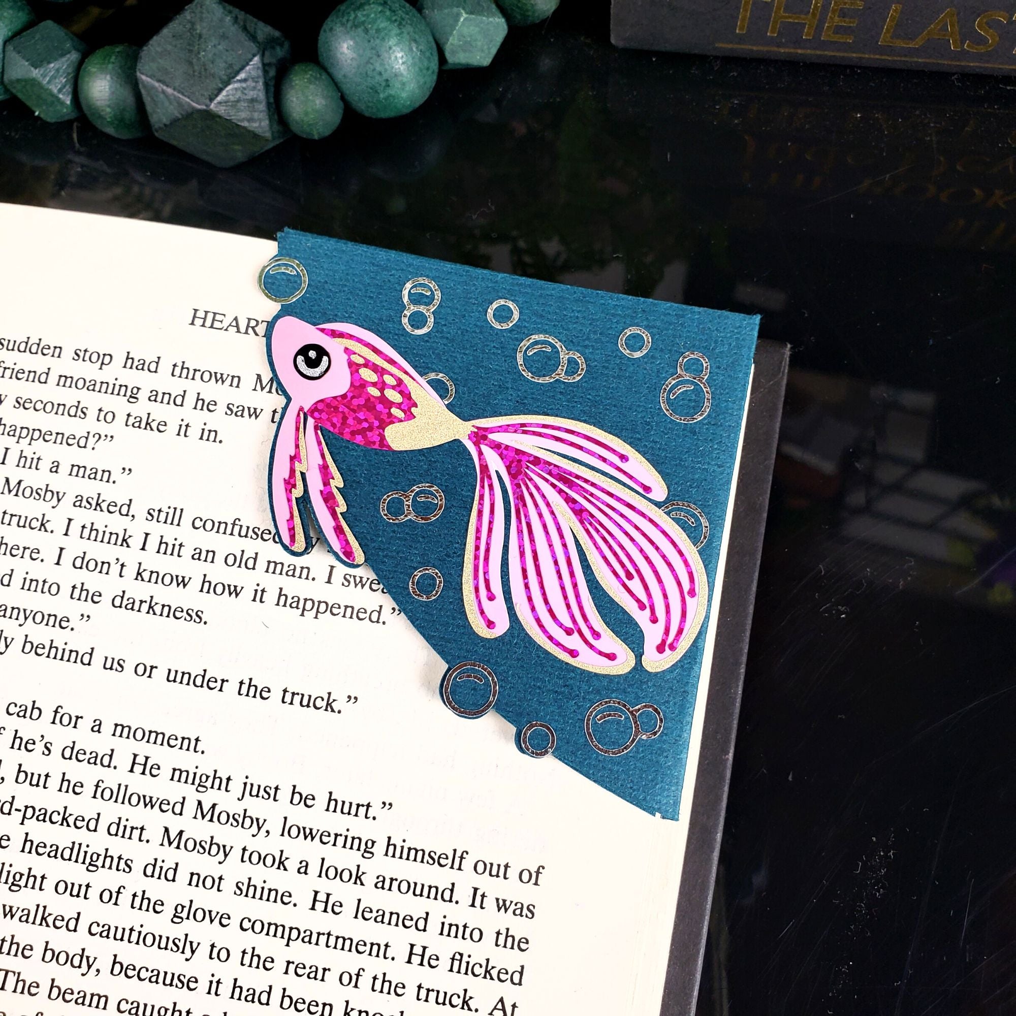 Pink Glitter Fish Signature Corner Bookmark