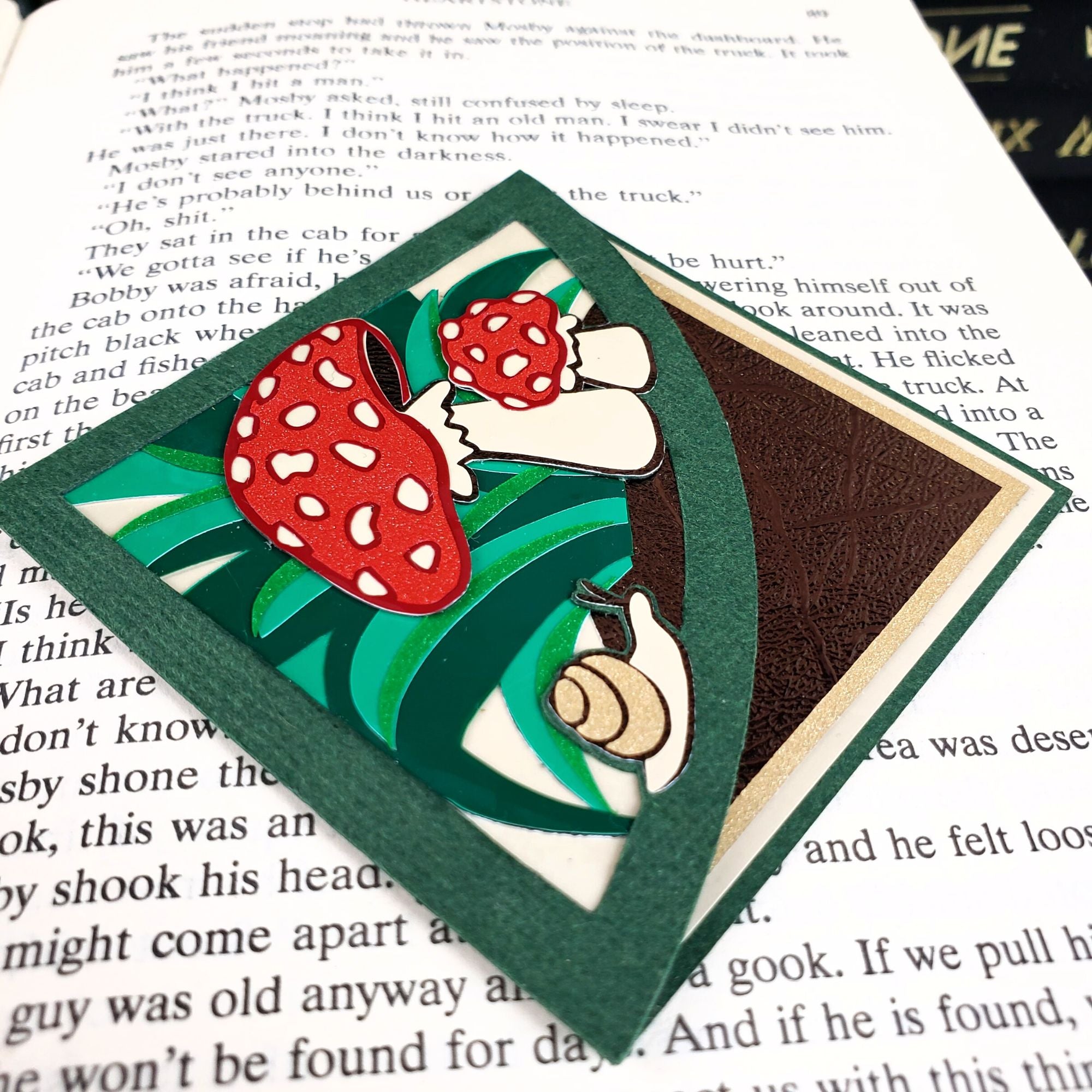 Mushroom & Snail Deluxe Corner Bookmark