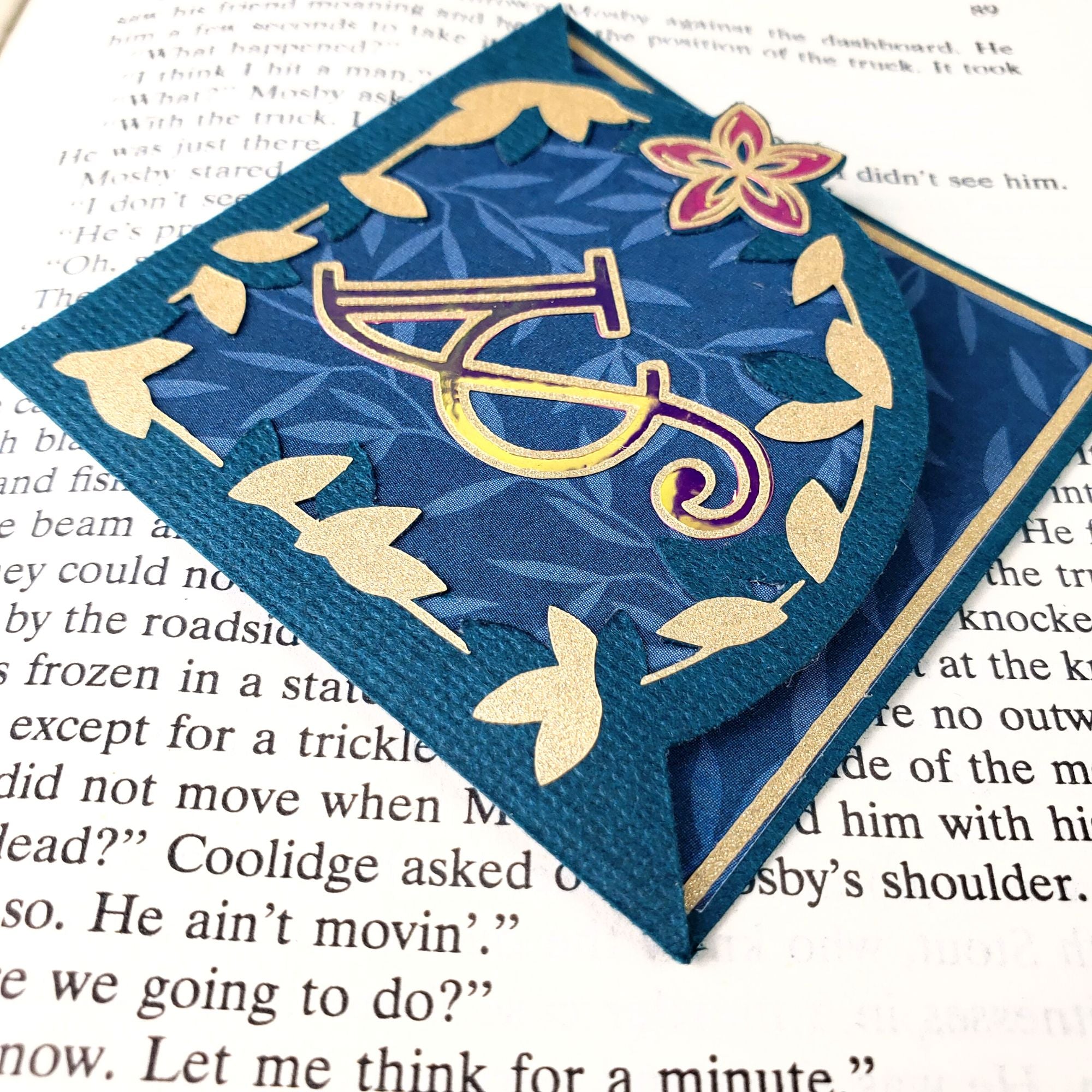 Letter + Leaves Personalized Initial Signature Corner Bookmark