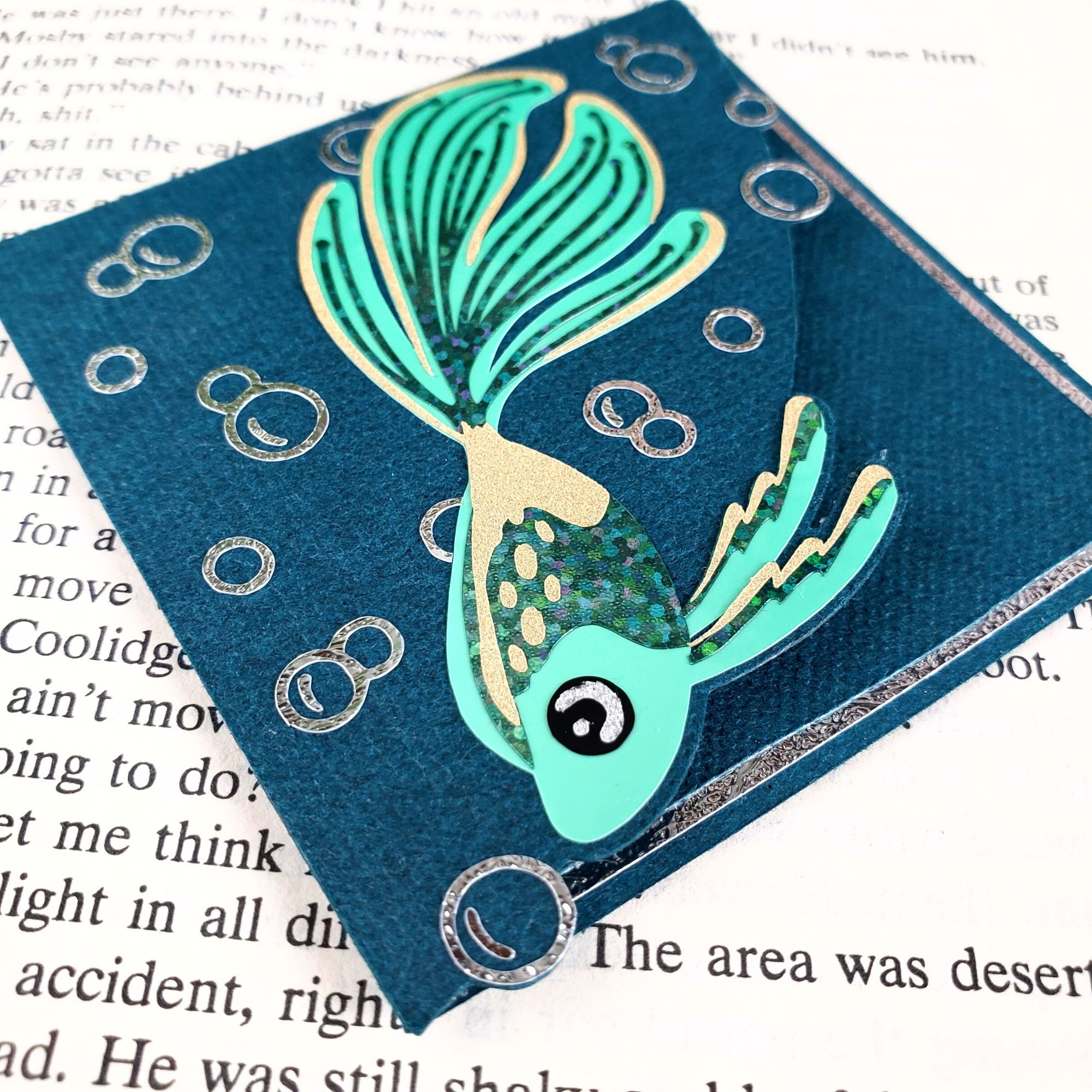 Green Glitter Fish Signature Corner Bookmark