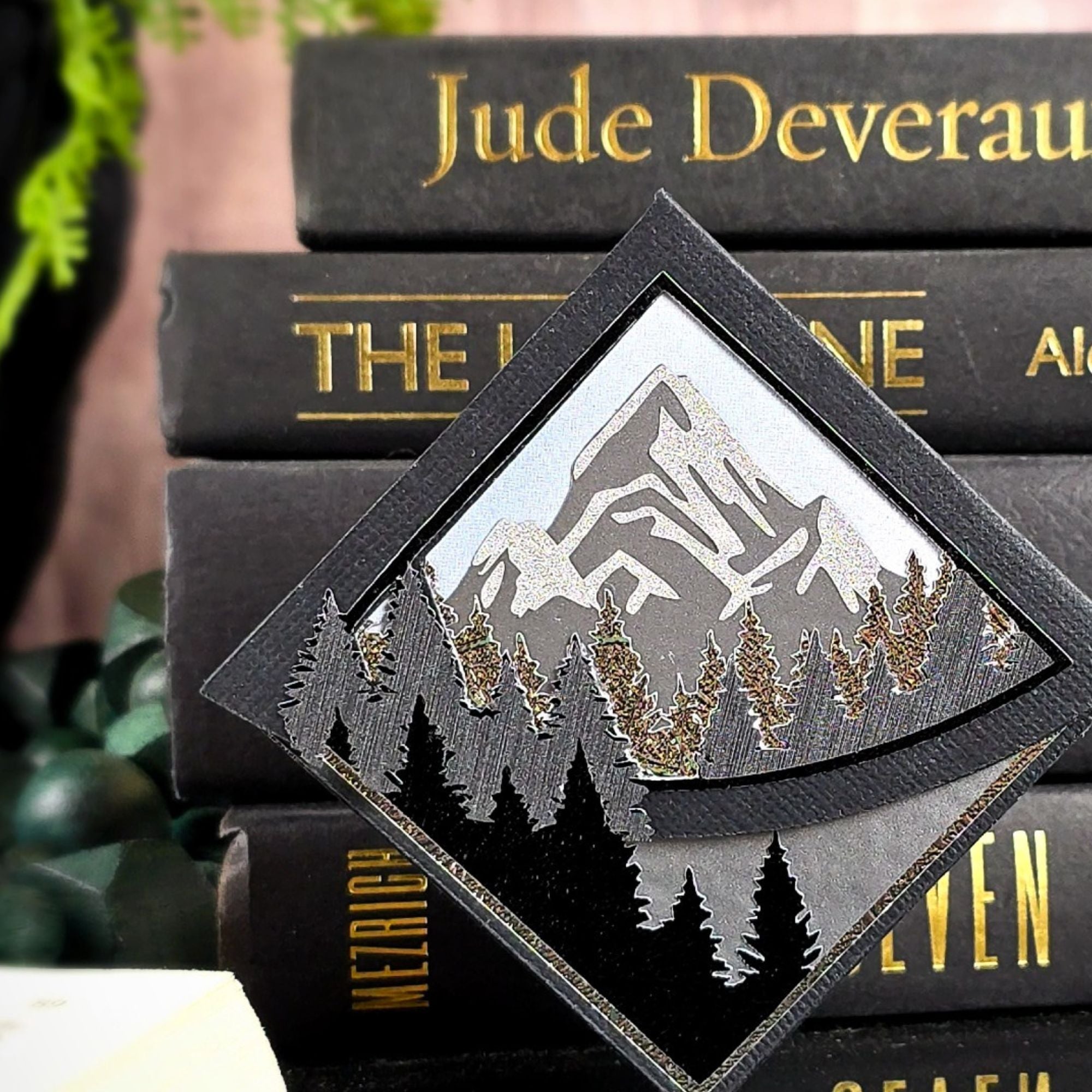Enjoy the Journey Mountain Deluxe Bookmark + Card Gift Set