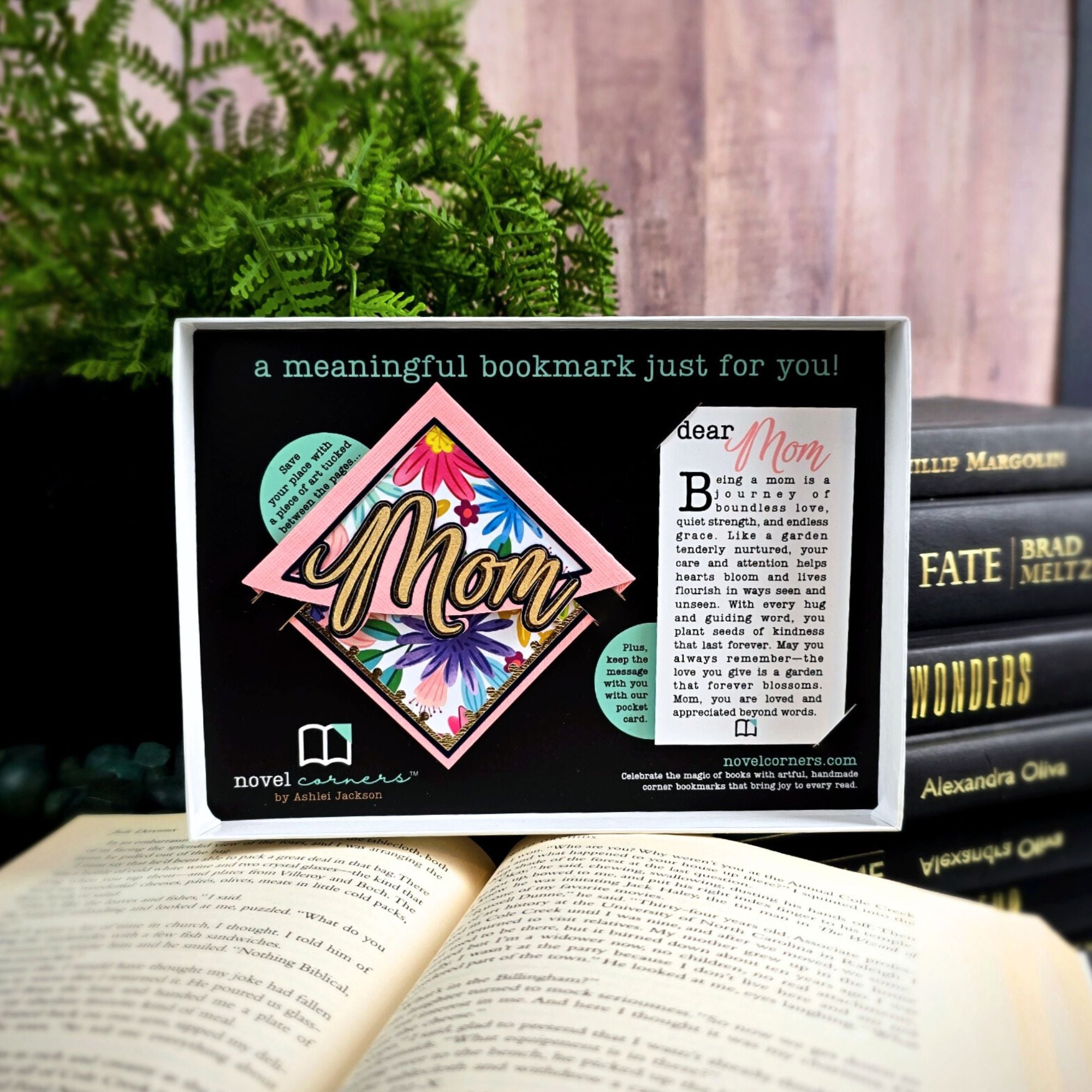 Dear Mom Signature Bookmark + Card Gift Set