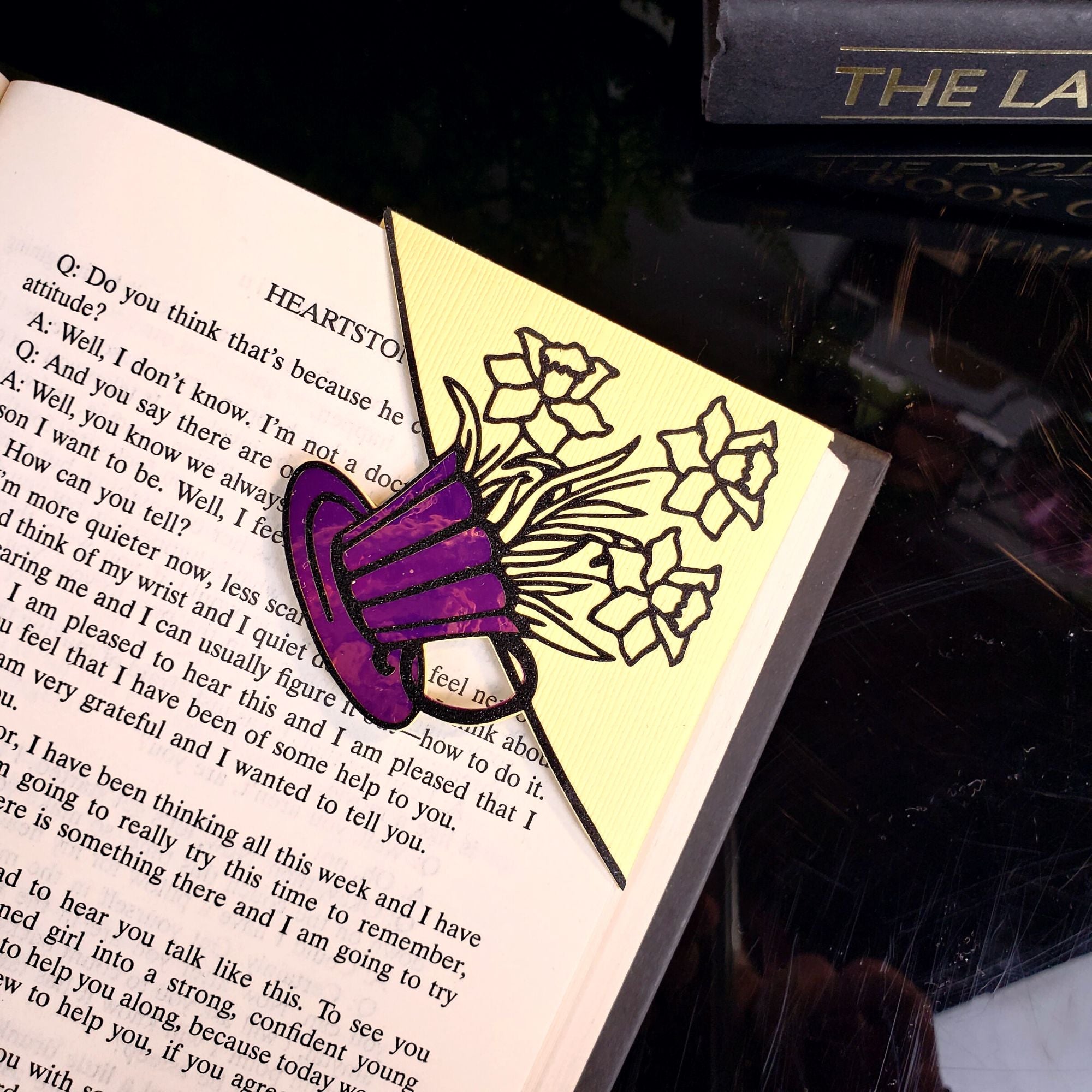 Teacup Flowers Signature Corner Bookmark