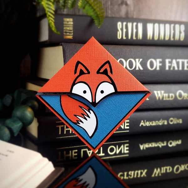 Clever Fox Signature Corner Bookmark