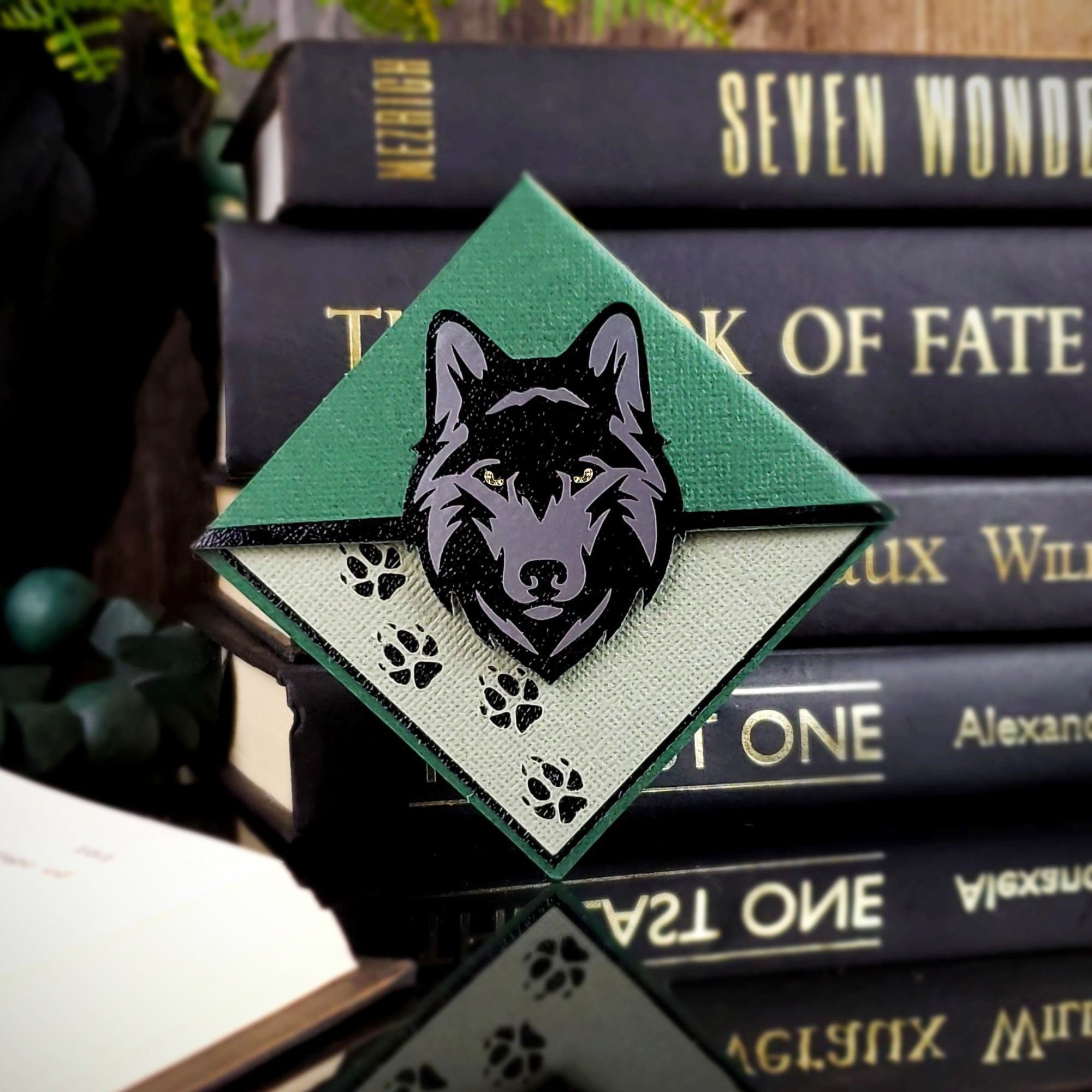 Green Wolf Signature Corner Bookmark