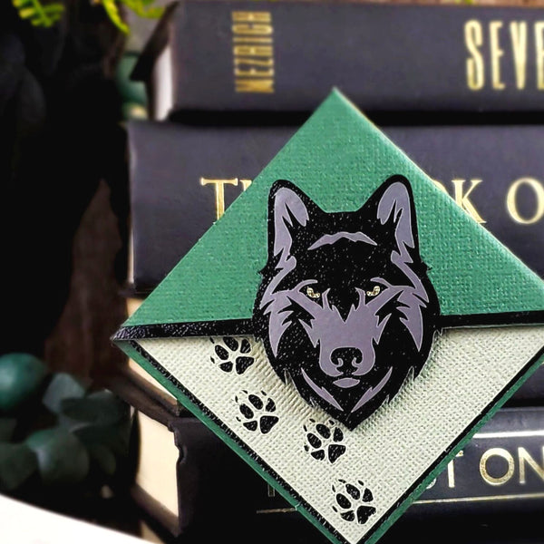 Green Wolf Signature Corner Bookmark