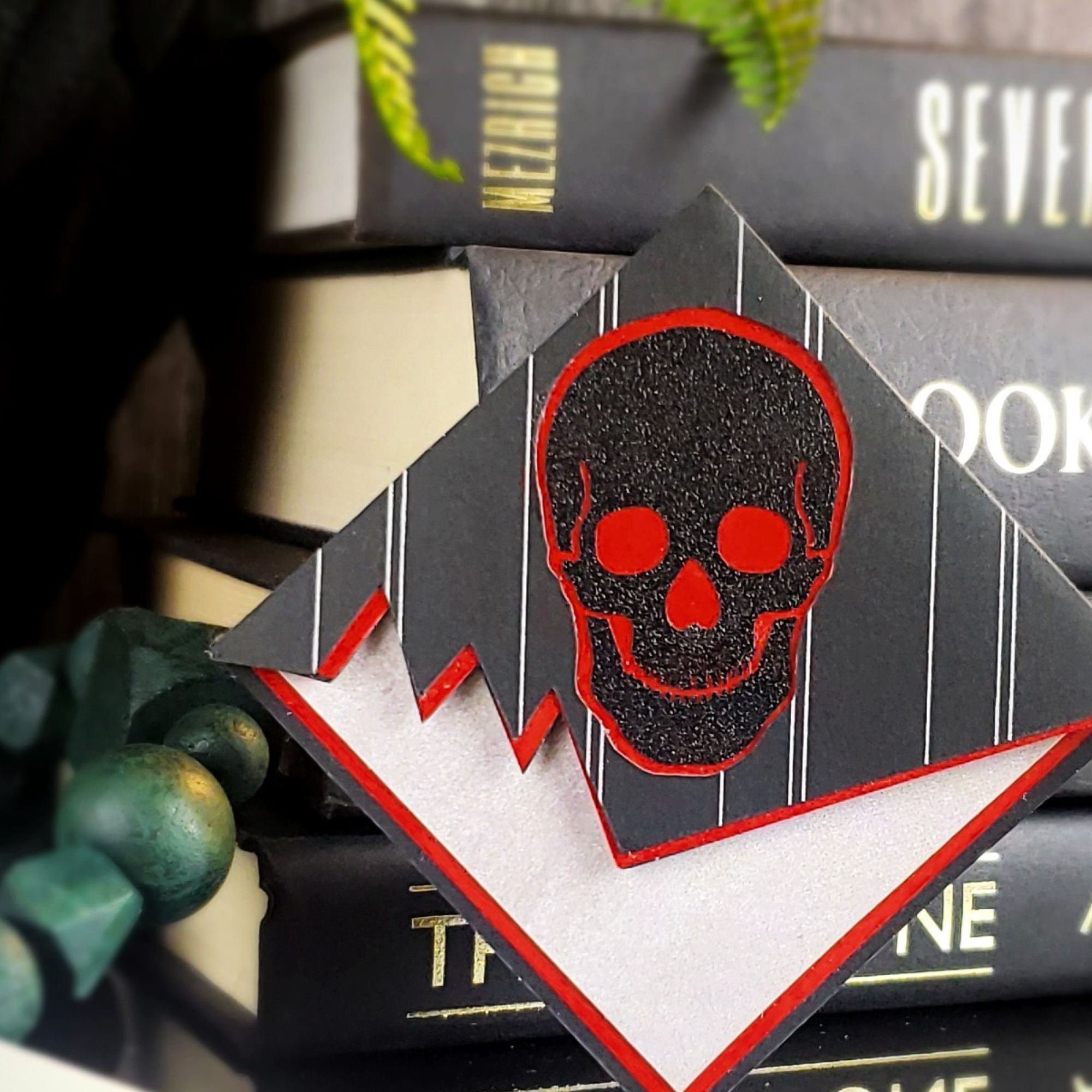 Skull Signature Corner Bookmark