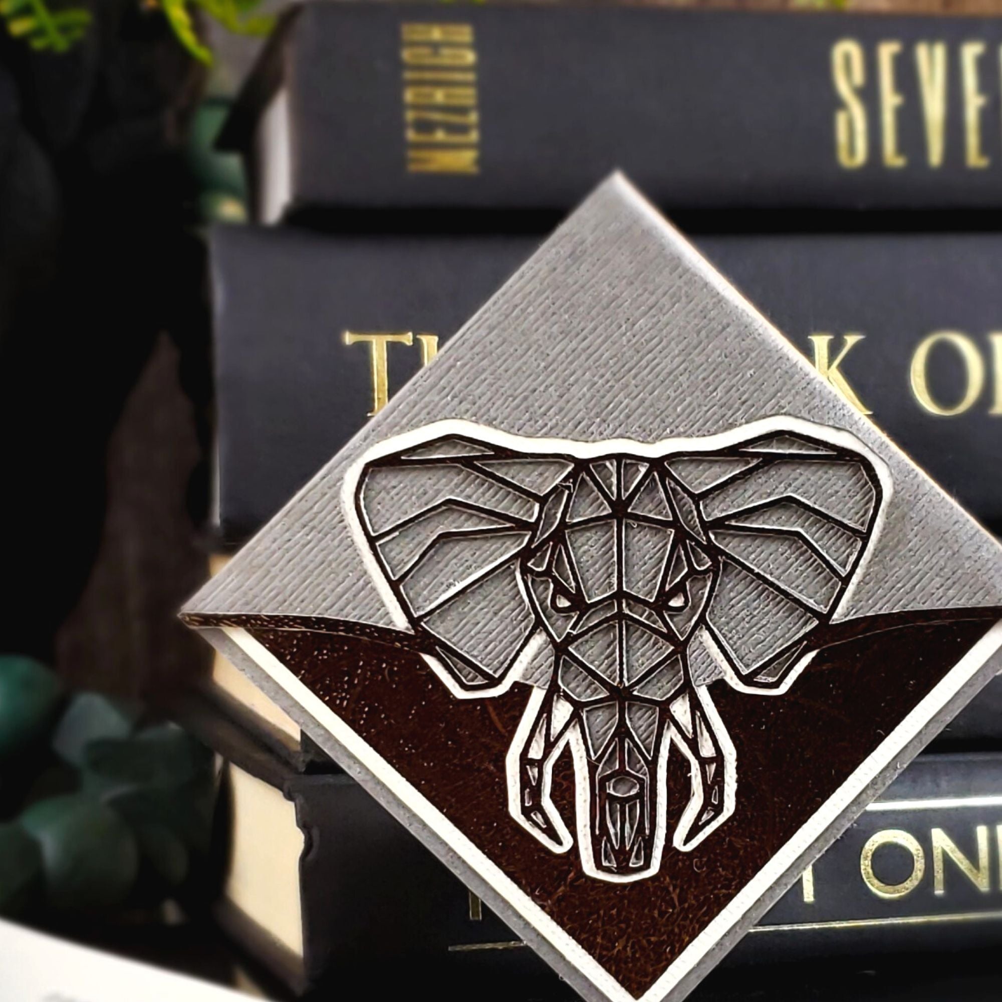Geo Elephant Deluxe Corner Bookmark