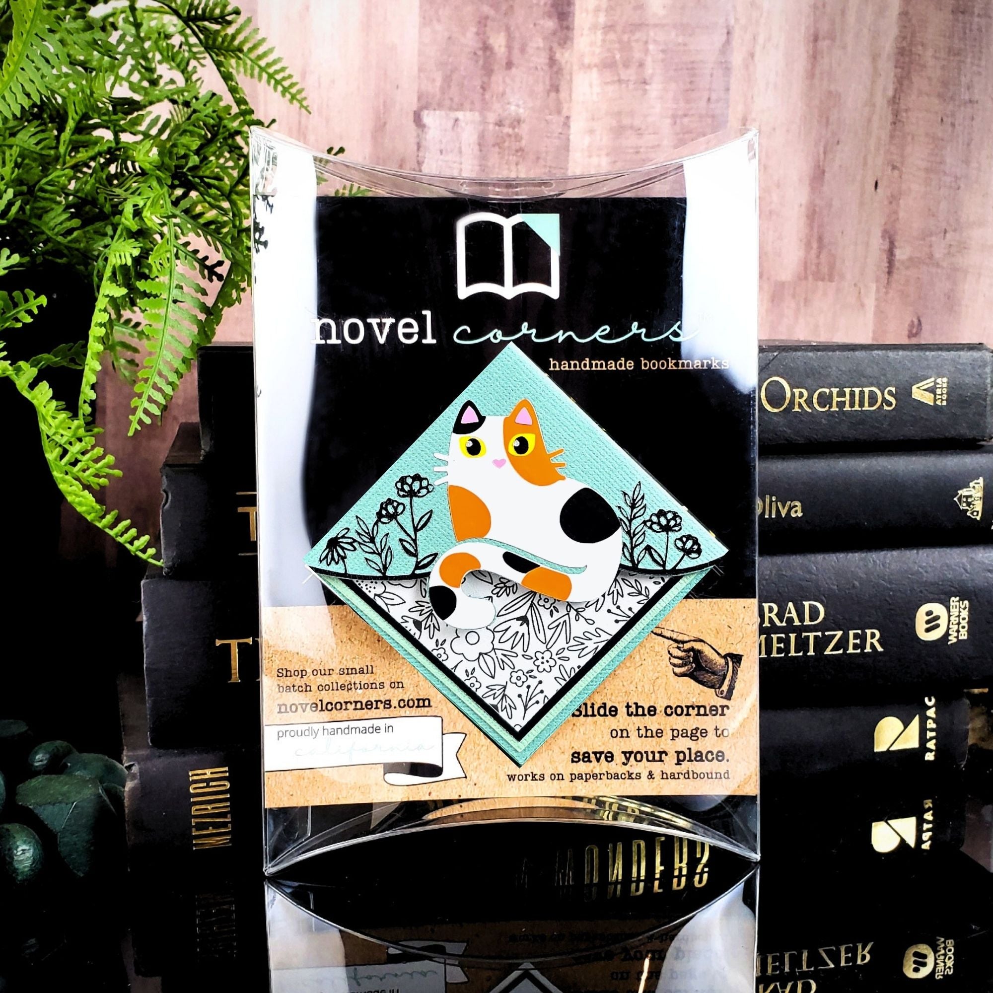 Kitty Among the Flowers Green Signature Corner Bookmark