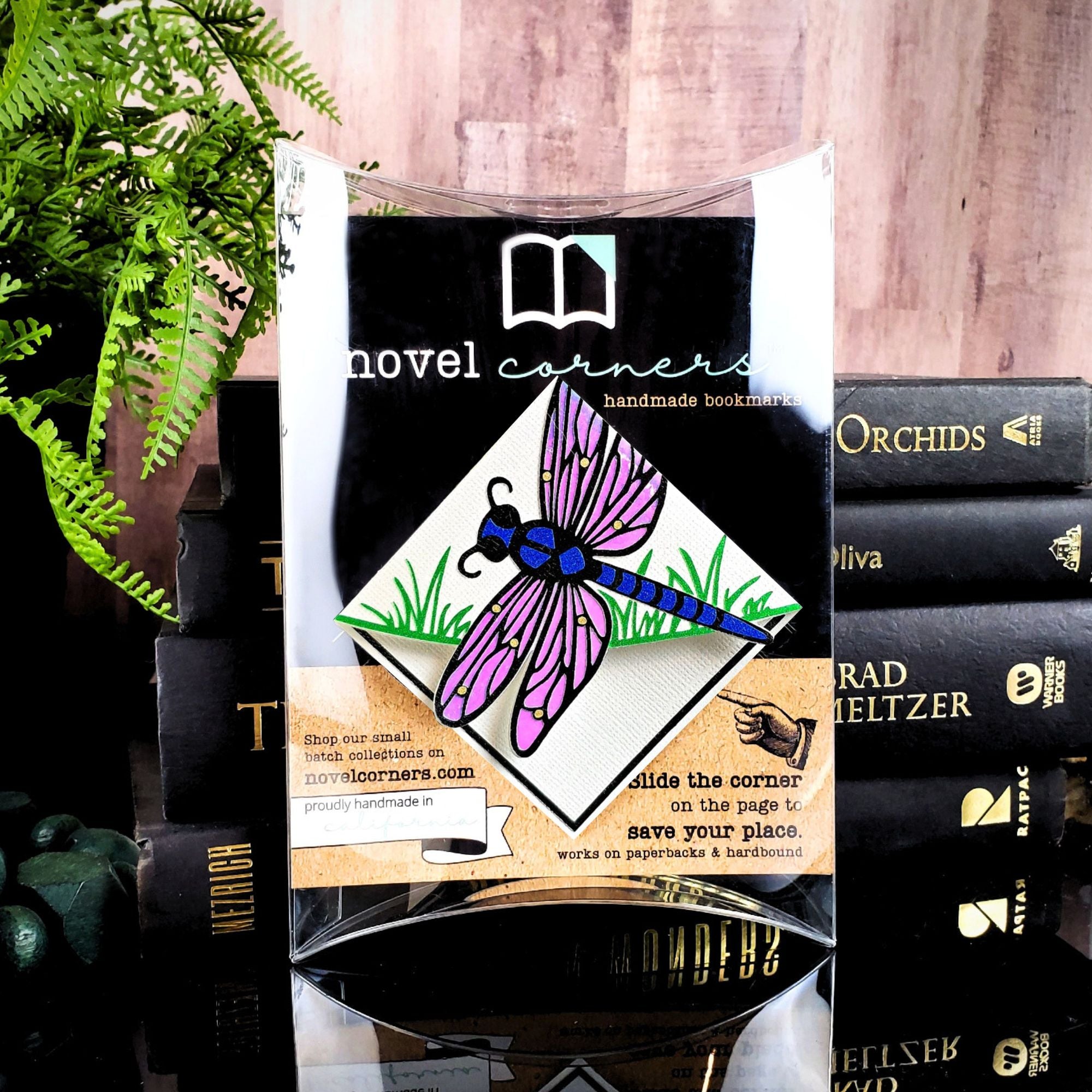 Dragonfly Deluxe Corner Bookmark