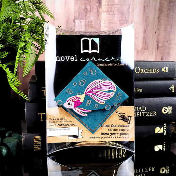 Glitter Fish Deluxe Corner Bookmark