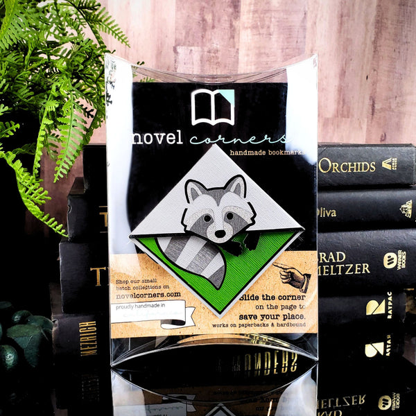Raccoon Signature Corner Bookmark