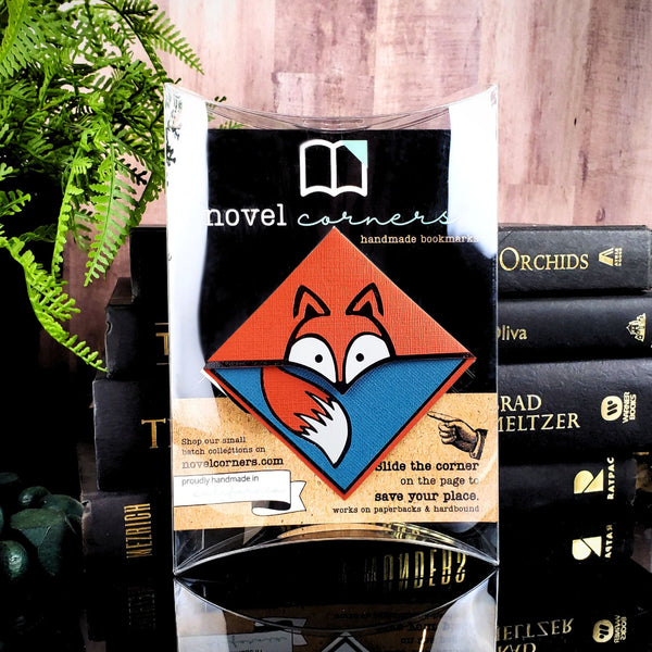 Clever Fox Signature Corner Bookmark