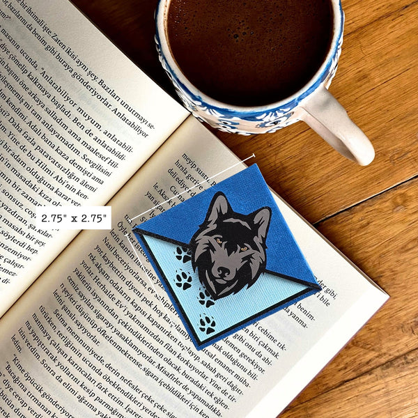 Wolf Signature Corner Bookmark