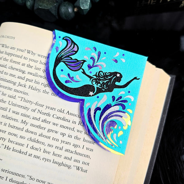 Mermaid Waves Deluxe Corner Bookmark