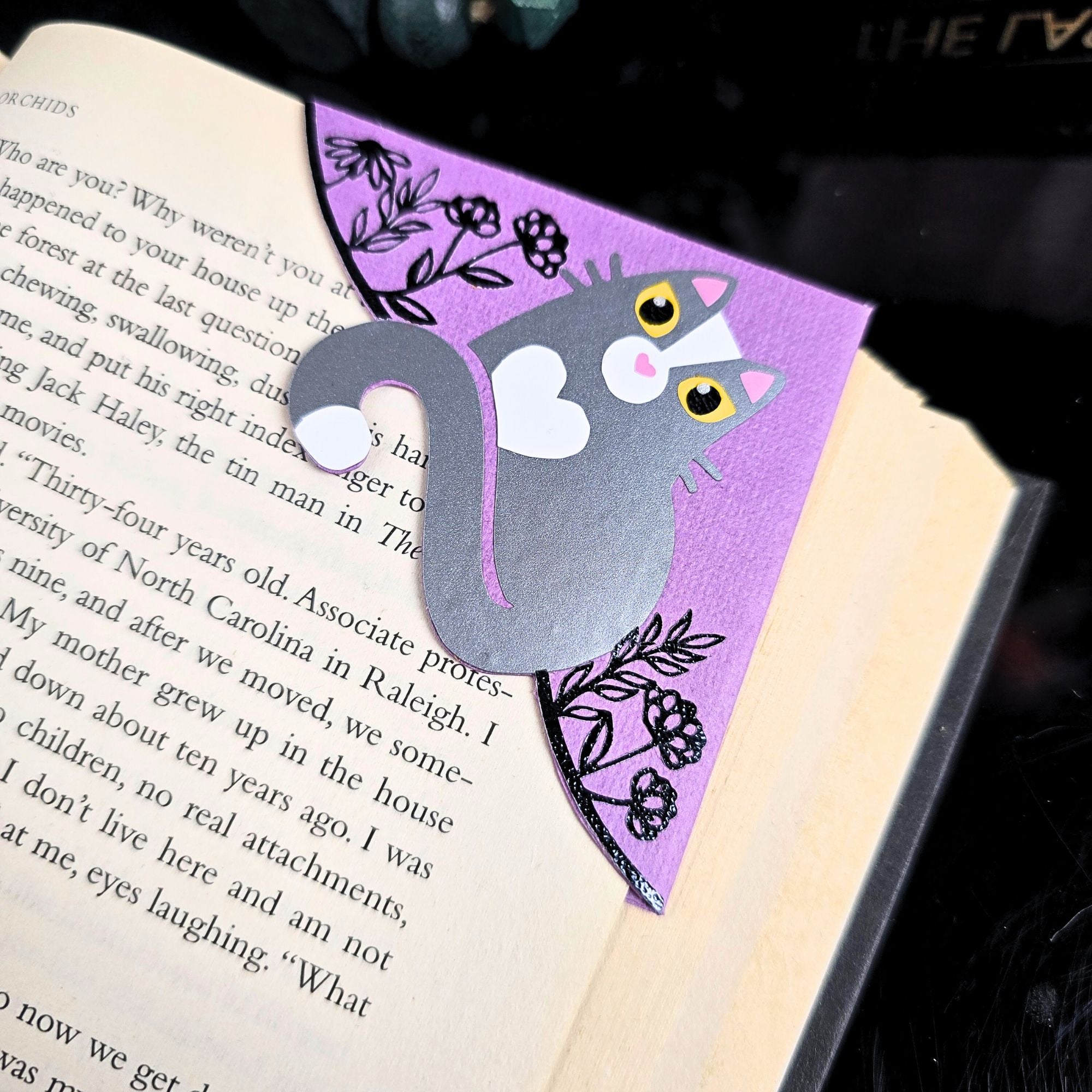 Kitty Among the Flowers Purple Signature Corner Bookmark