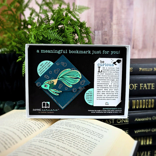 Be Curious Green Fish Signature Bookmark + Card Gift Set