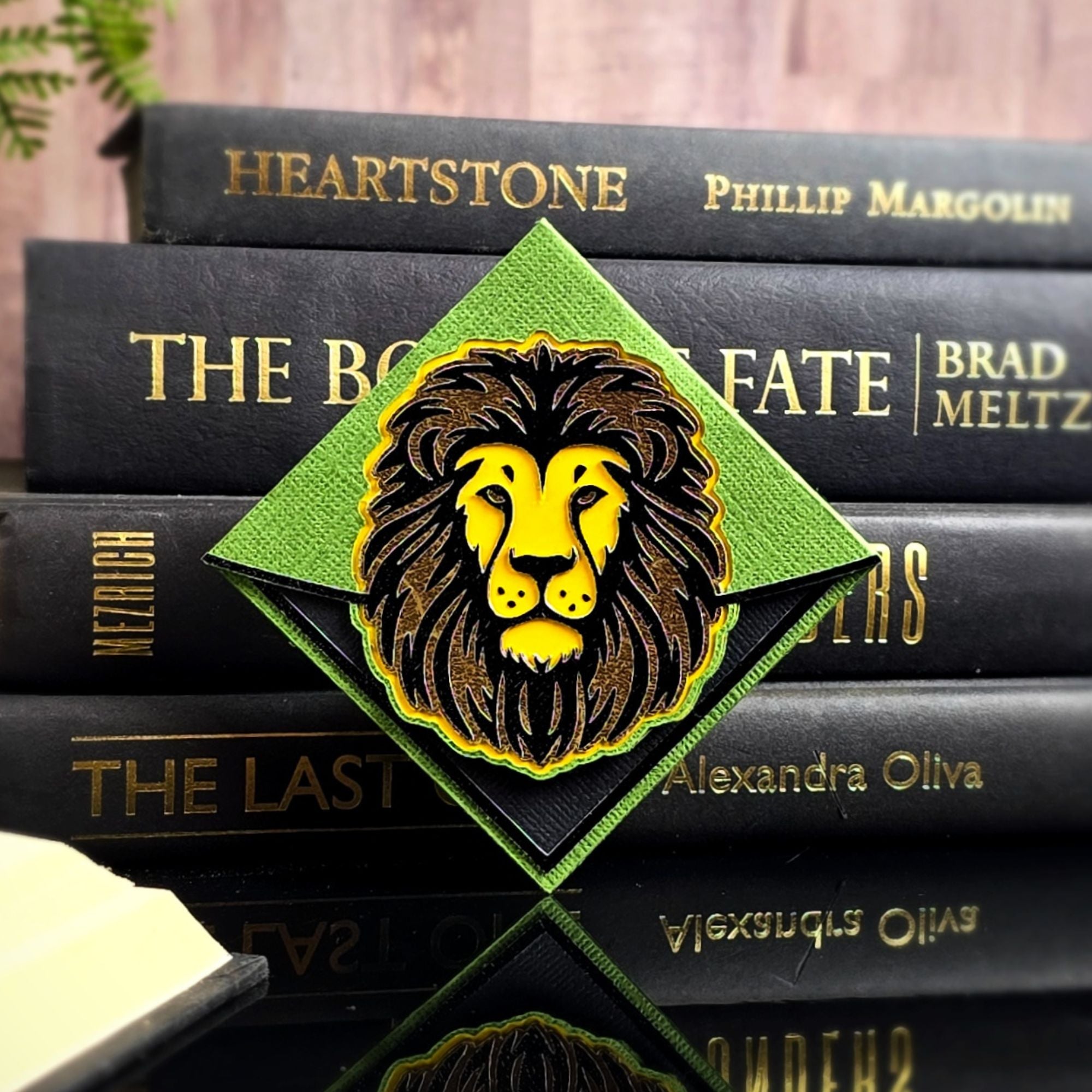 Regal Lion Signature Corner Bookmark