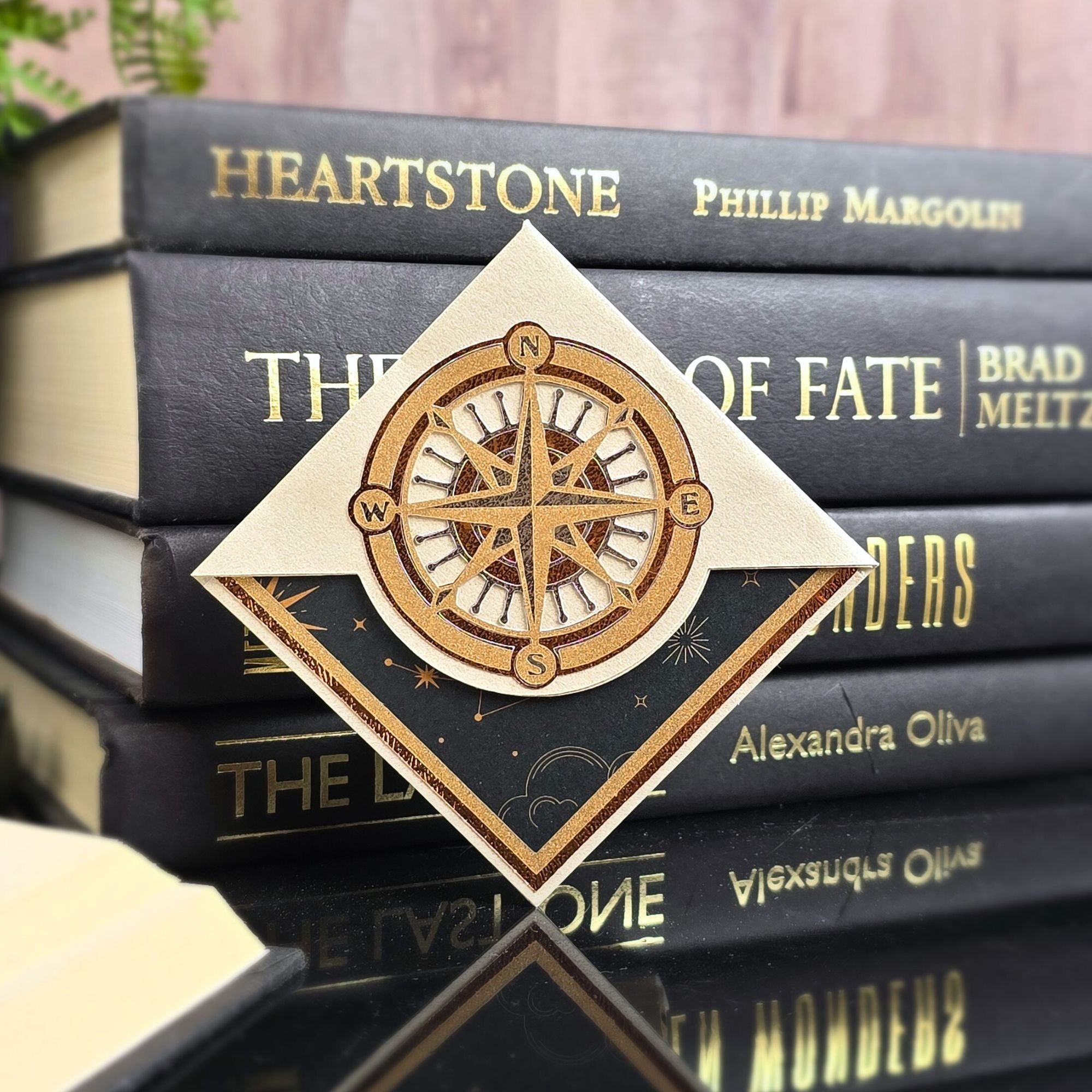 Delicate Compass Signature Corner Bookmark