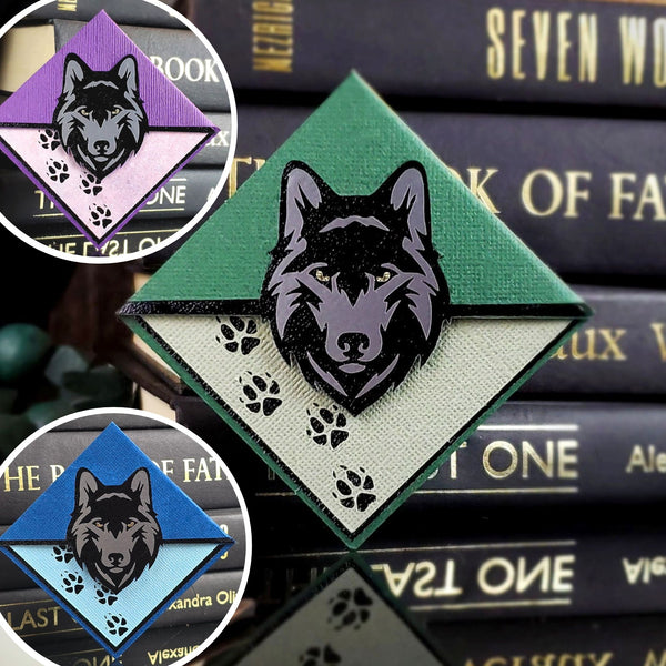 Wolf Signature Corner Bookmark