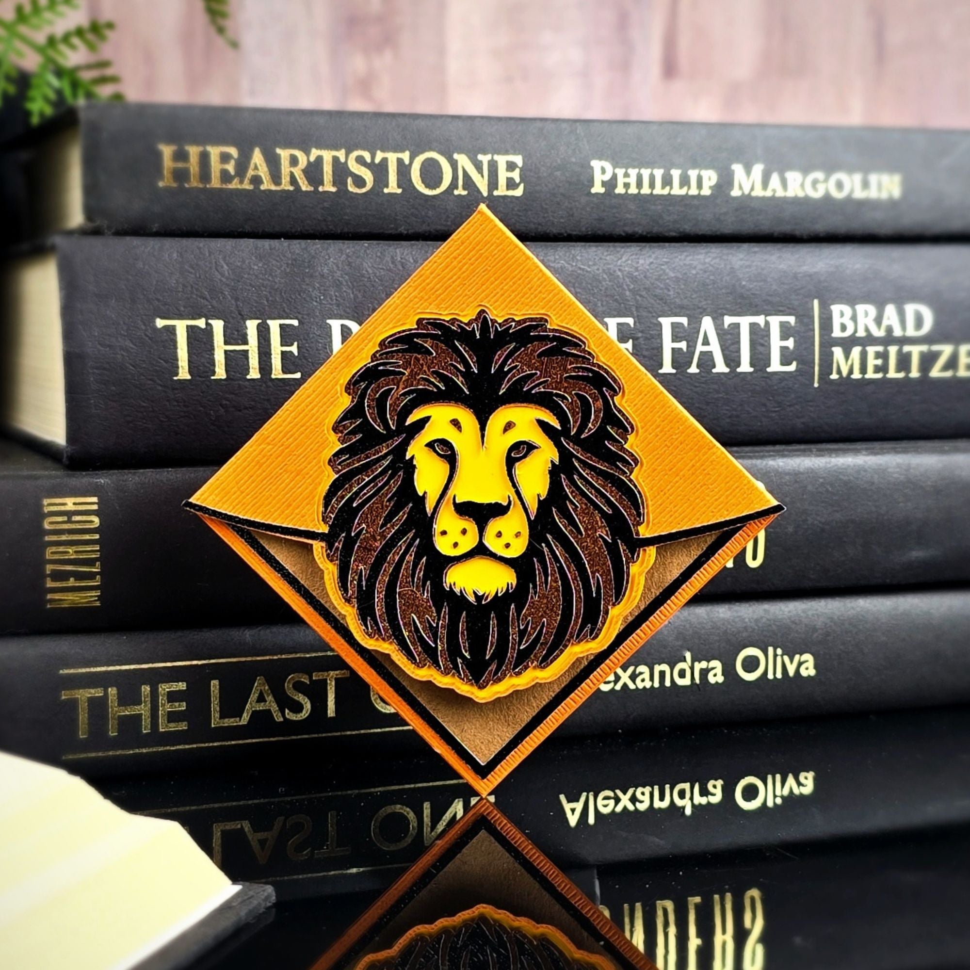 Regal Lion Signature Corner Bookmark