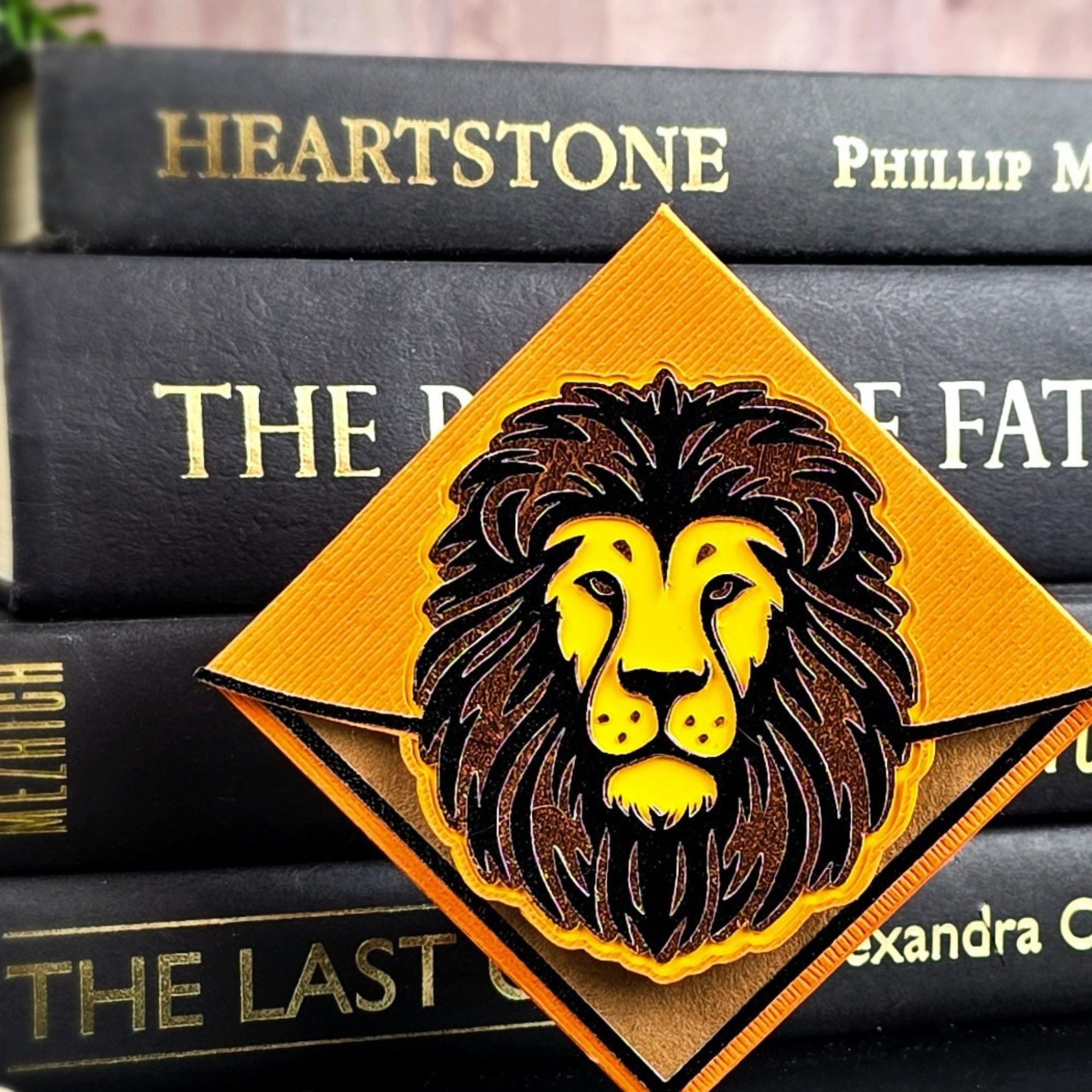 Regal Lion Signature Corner Bookmark